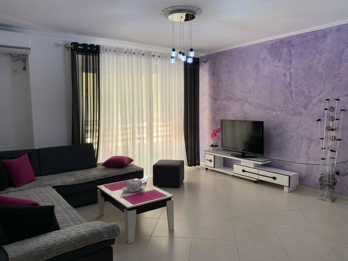 Marinela Apartment Sarandë Exteriör bild